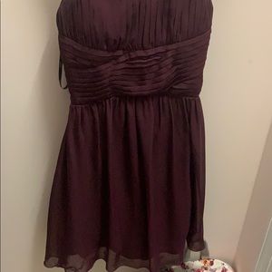 Maroon formal short dress with pearls
